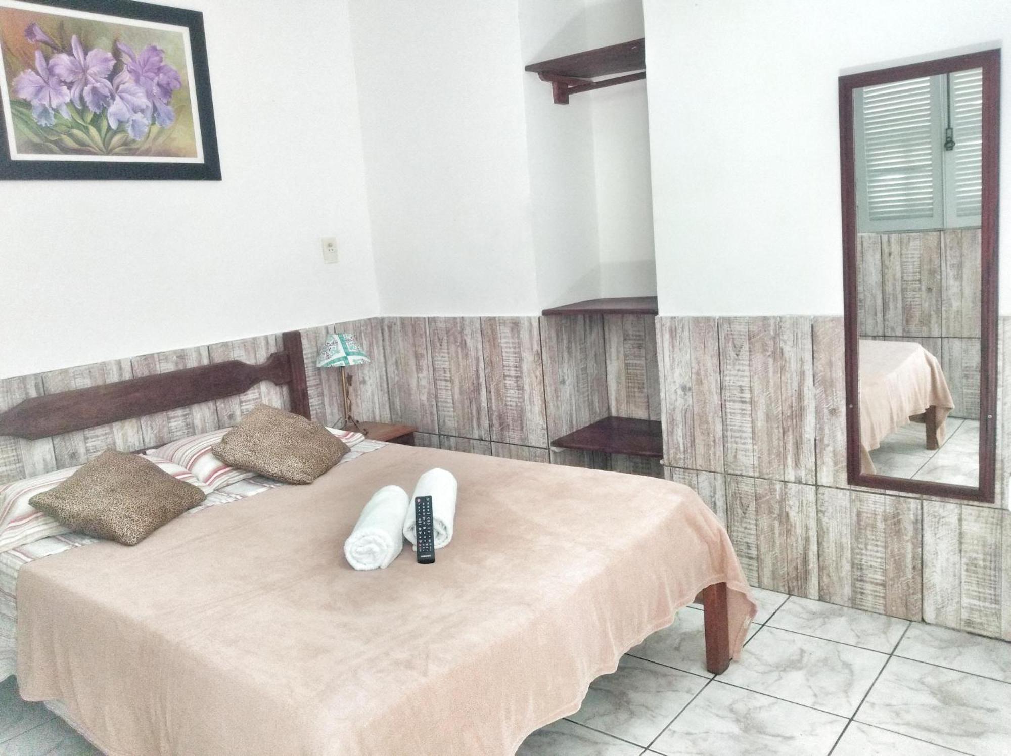 פאראטי Leo'S Clan Beach Hostel מראה חיצוני תמונה